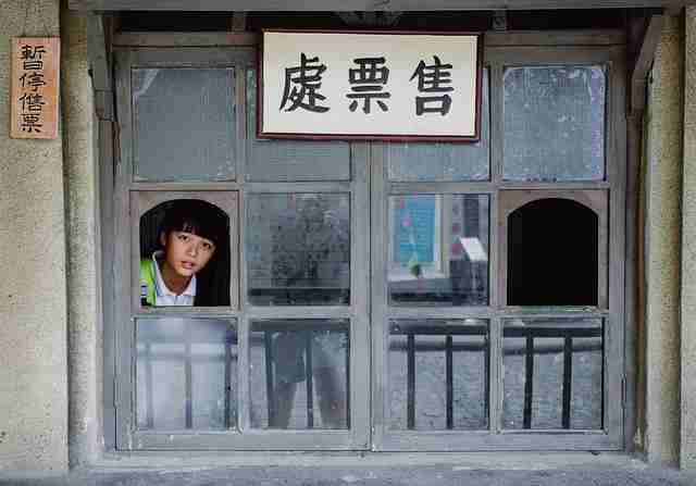 【鉴黄师免费观看】极速冲突焦点追溯 - 沉浸体验，鉴黄师是个什么职业